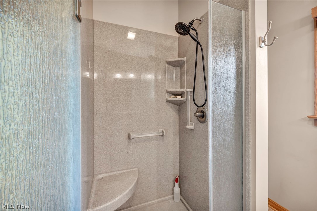 174 Circle Drive Doylestown OH 44230