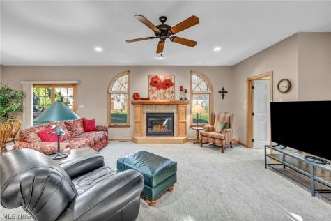 174 Circle Drive Doylestown OH 44230