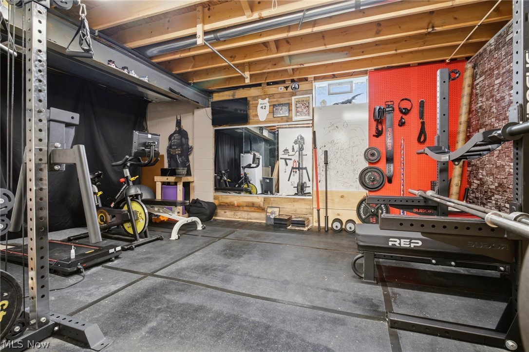 1623 Isaac Trail Akron OH 44306