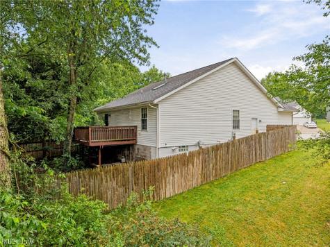 1623 Isaac Trail Akron OH 44306