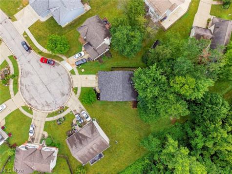 1623 Isaac Trail Akron OH 44306