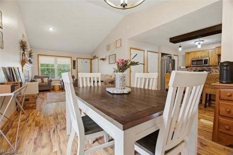 1623 Isaac Trail Akron OH 44306