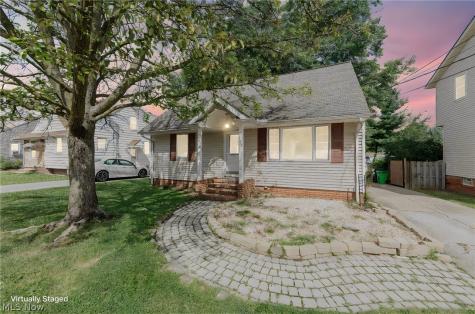 112 Arlington Circle Wickliffe OH 44092