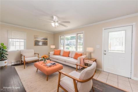 112 Arlington Circle Wickliffe OH 44092