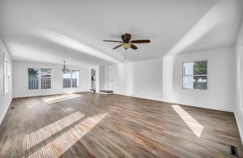 5140 Chestnut Hill Drive Willoughby OH 44094