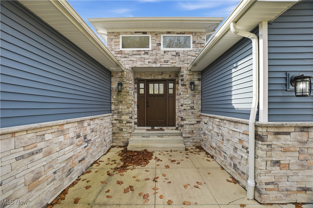 1531 Lake Crest Drive Roaming Shores OH 44084