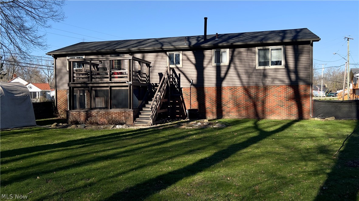 2933 Crestwood Drive NW Warren OH 44485