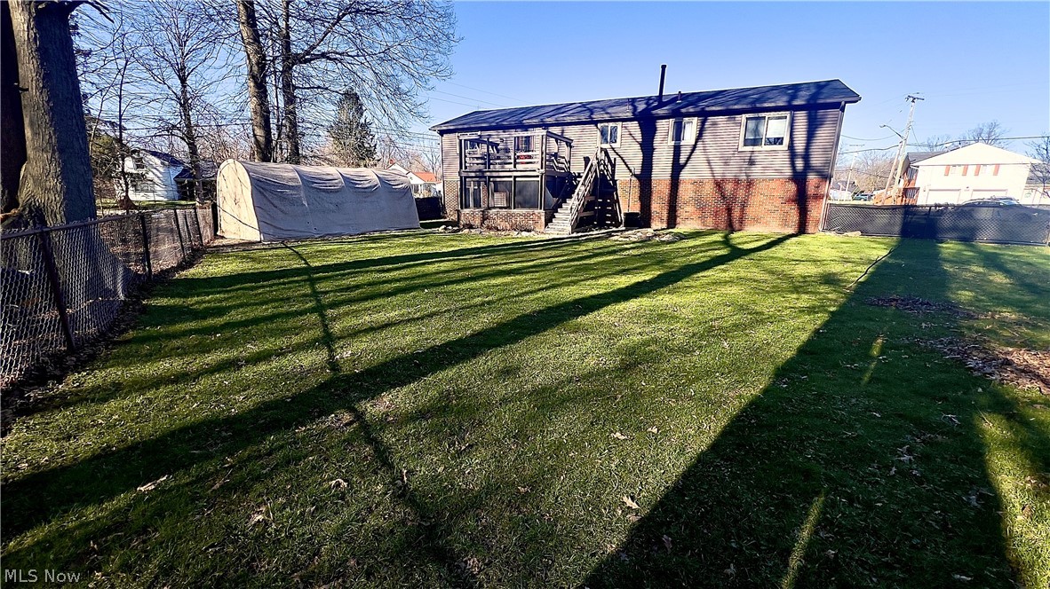 2933 Crestwood Drive NW Warren OH 44485