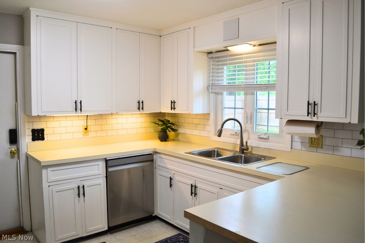 8996 Westlawn Boulevard Olmsted Falls OH 44138