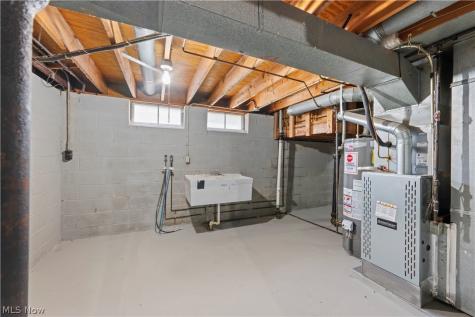 717 E 240th Street Euclid OH 44123