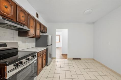 717 E 240th Street Euclid OH 44123
