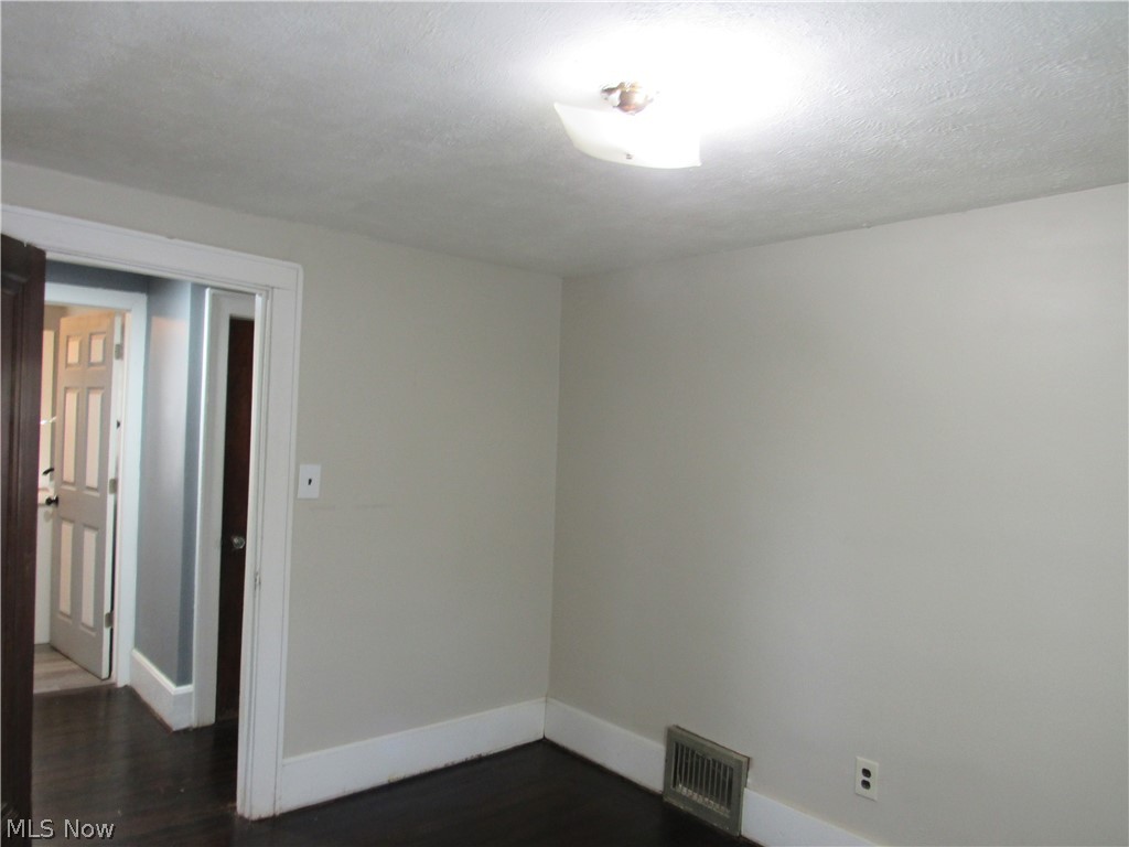 700 Glendora Avenue Akron OH 44320