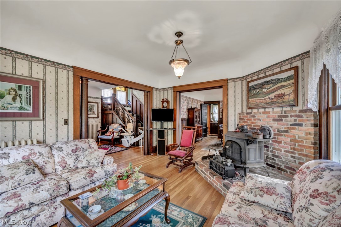 1537 Grace Avenue Lakewood OH 44107