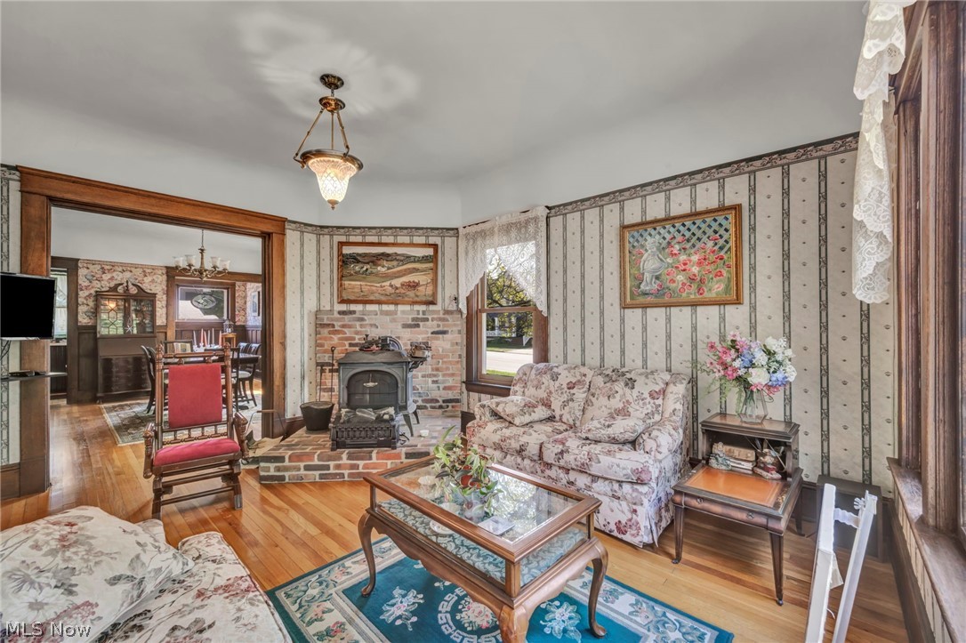 1537 Grace Avenue Lakewood OH 44107