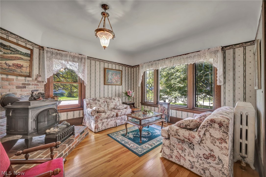 1537 Grace Avenue Lakewood OH 44107