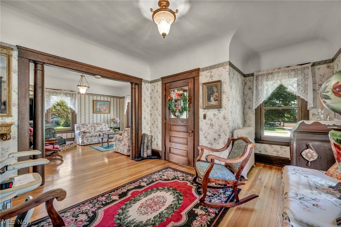 1537 Grace Avenue Lakewood OH 44107