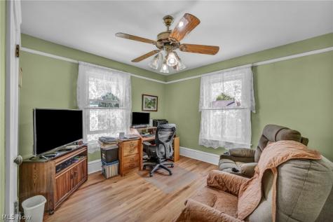 1537 Grace Avenue Lakewood OH 44107