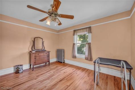 1537 Grace Avenue Lakewood OH 44107