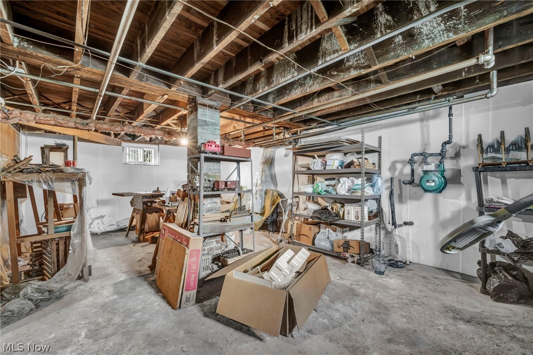 1537 Grace Avenue Lakewood OH 44107