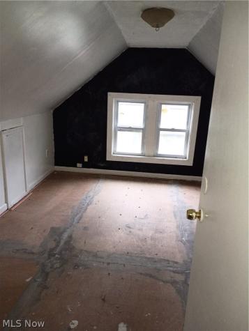 534 Douglas Street Akron OH 44307