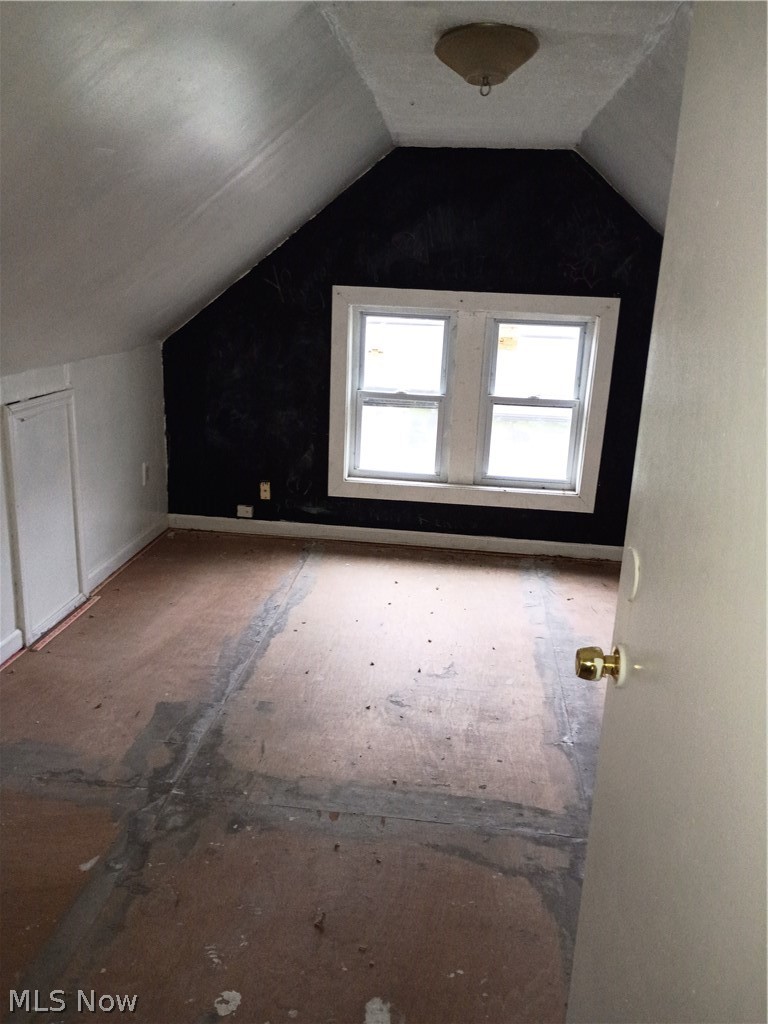 534 Douglas Street Akron OH 44307