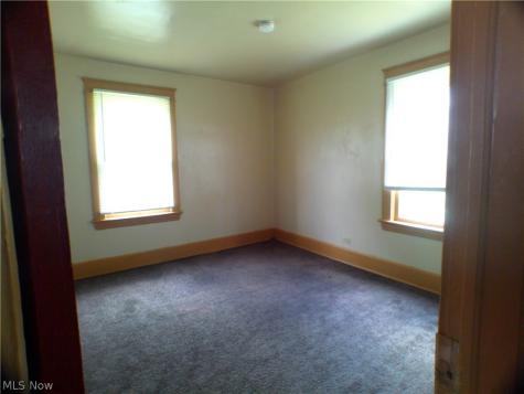 149 S Truesdale Avenue Youngstown OH 44506