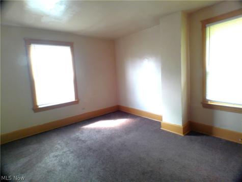 149 S Truesdale Avenue Youngstown OH 44506