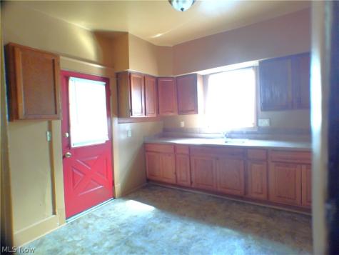 149 S Truesdale Avenue Youngstown OH 44506