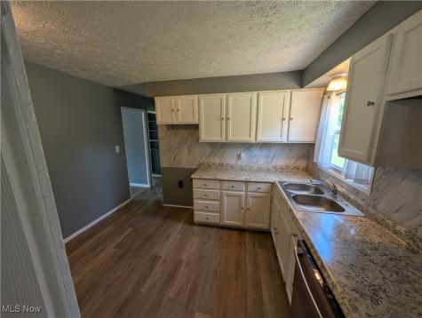 1240 W 21st Street Lorain OH 44052