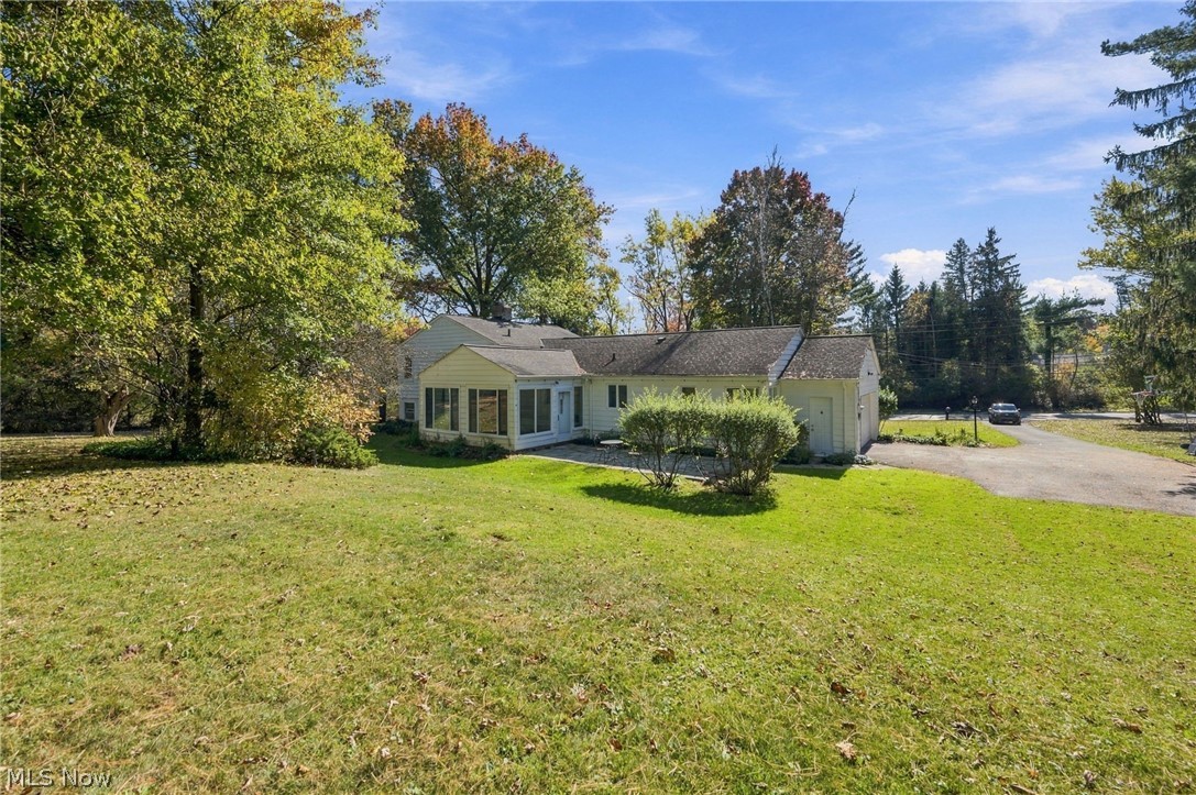 32499 Pinetree Road Pepper Pike OH 44124