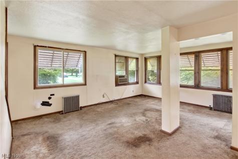 8476 Ravenna Road Twinsburg OH 44087