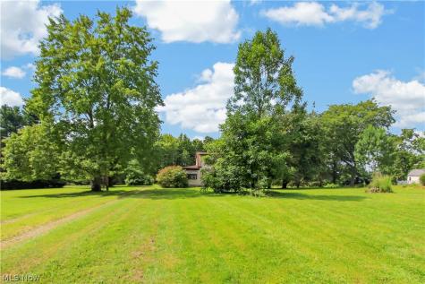 8476 Ravenna Road Twinsburg OH 44087