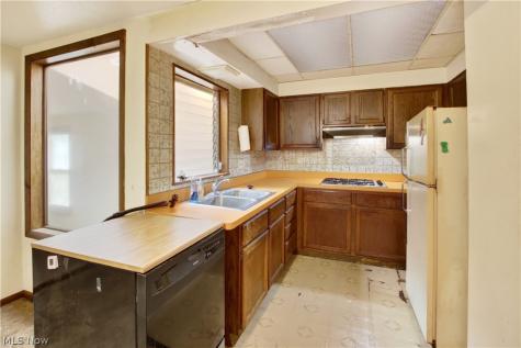 8476 Ravenna Road Twinsburg OH 44087