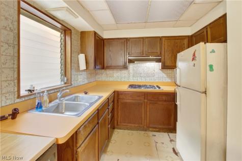 8476 Ravenna Road Twinsburg OH 44087