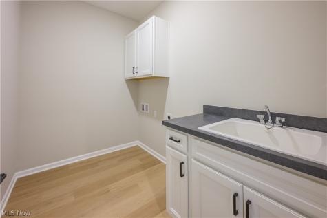 8010 Echo Hill Manor Drive Mentor OH 44060