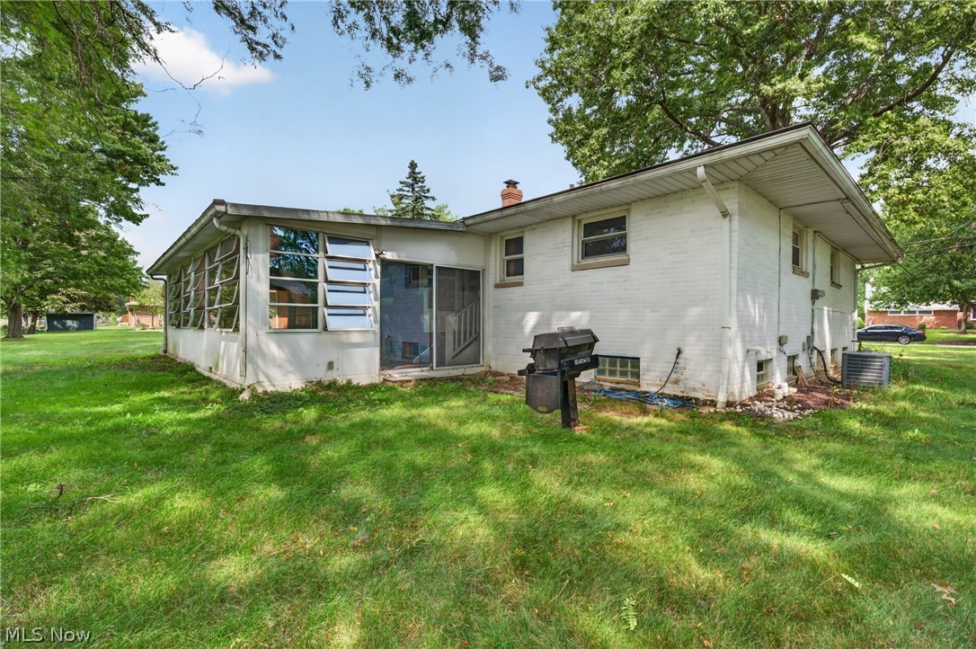 8252 Briarwood Drive Broadview Heights OH 44147
