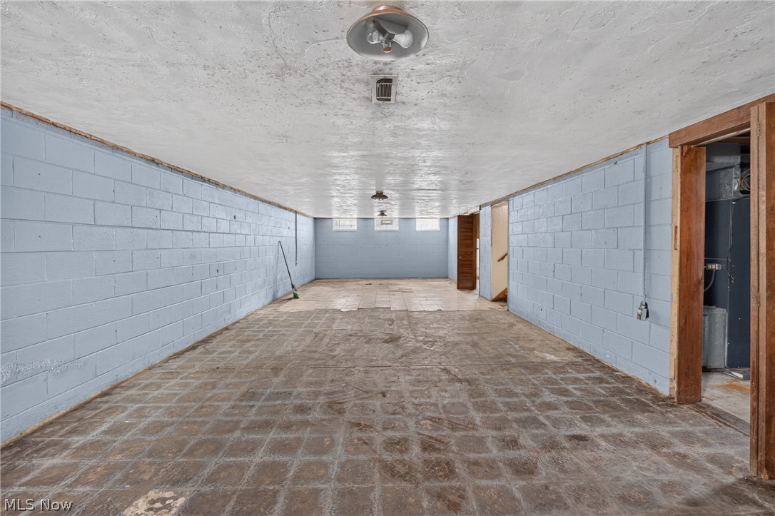 8252 Briarwood Drive Broadview Heights OH 44147