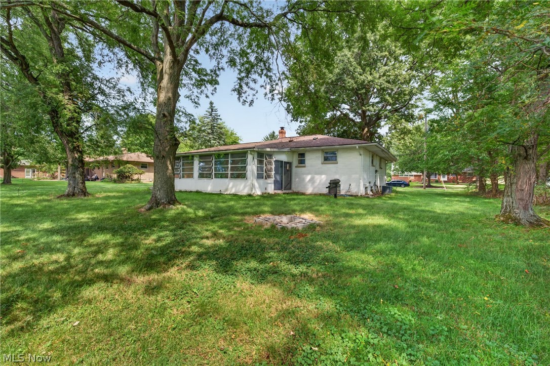 8252 Briarwood Drive Broadview Heights OH 44147