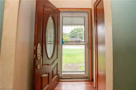 11817 Lincoln Way NW Massillon OH 44647