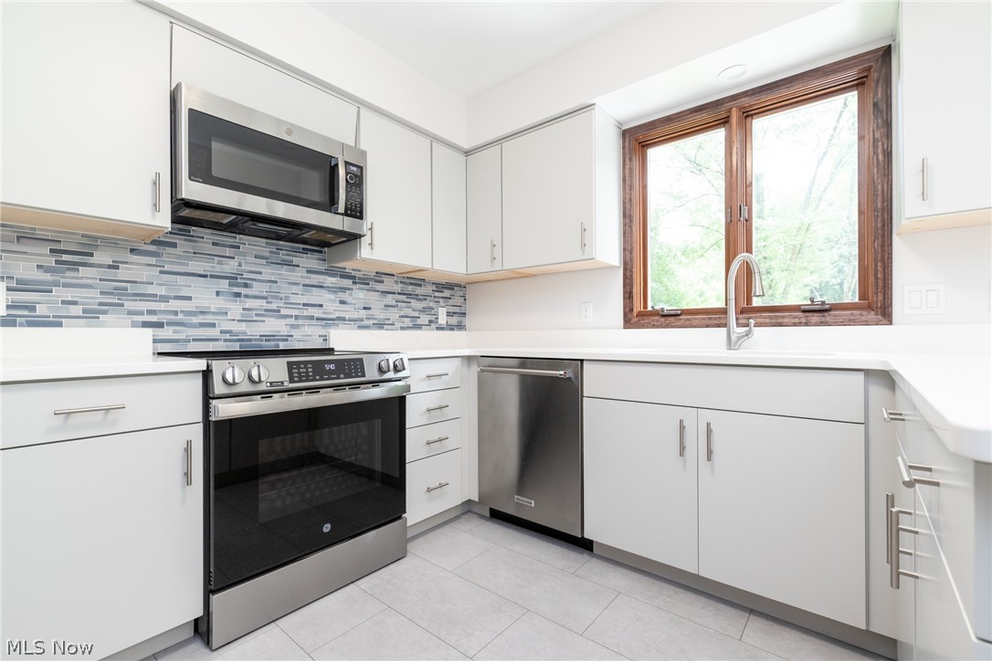 34300 Pettibone Road Solon OH 44139