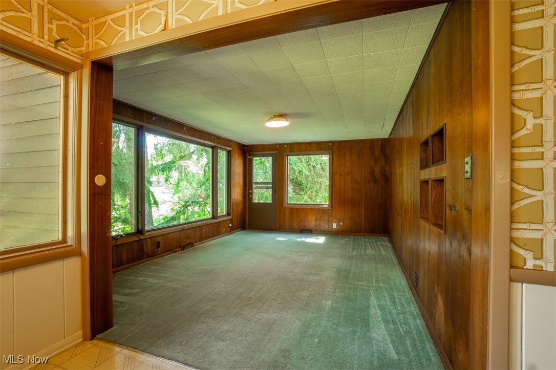 16125 Parkland Drive Shaker Heights OH 44120