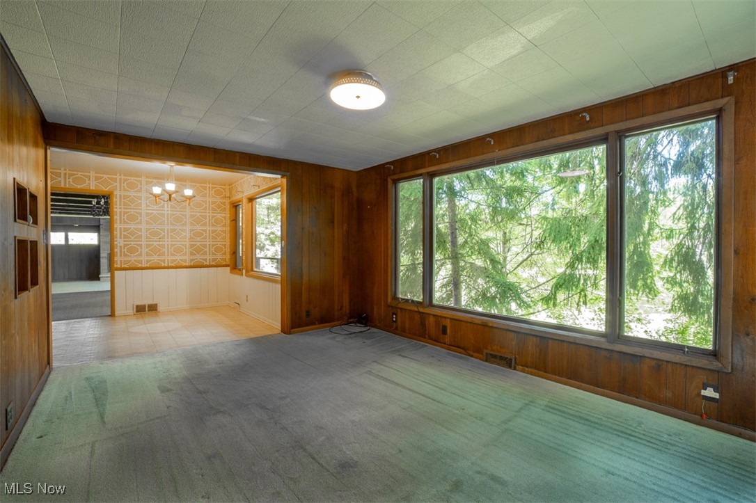 16125 Parkland Drive Shaker Heights OH 44120