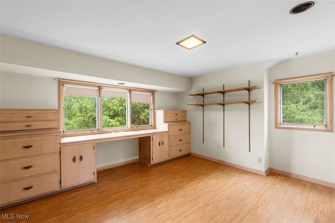 16125 Parkland Drive Shaker Heights OH 44120