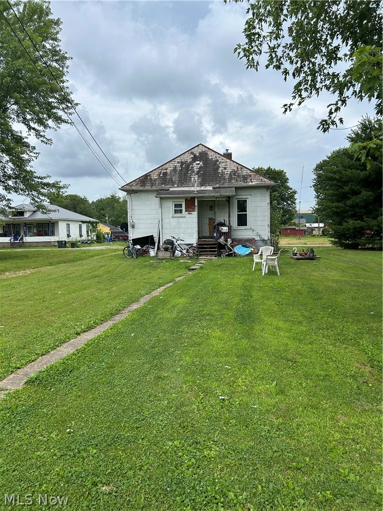 823 Graham Avenue Cambridge OH 43725