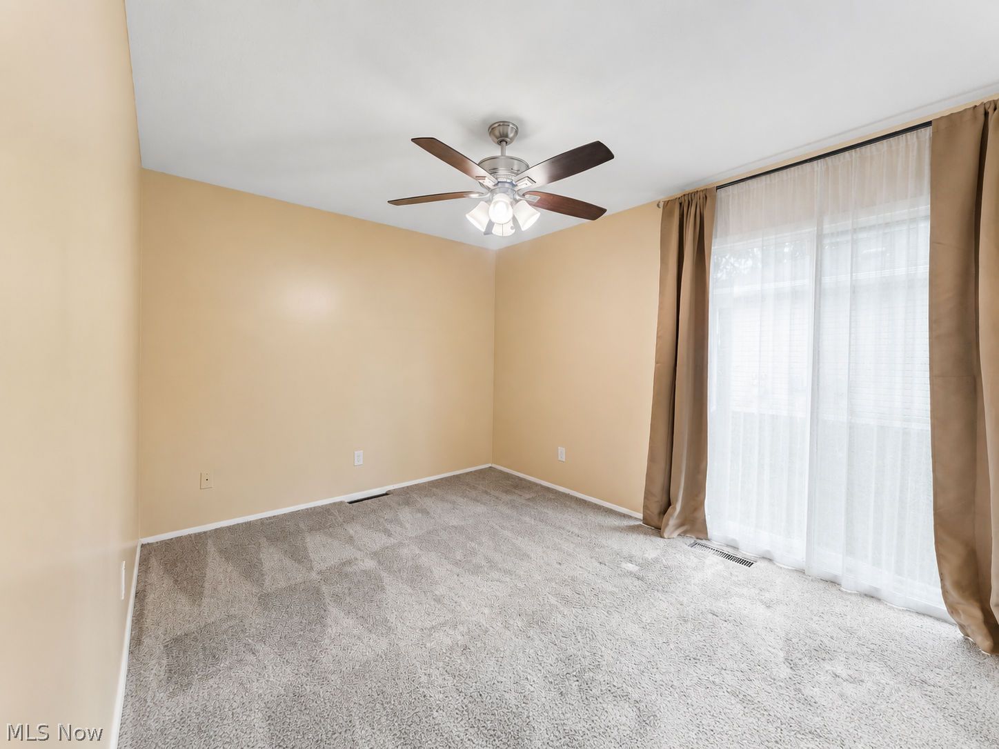 6372 Creekside Lane North Ridgeville OH 44039