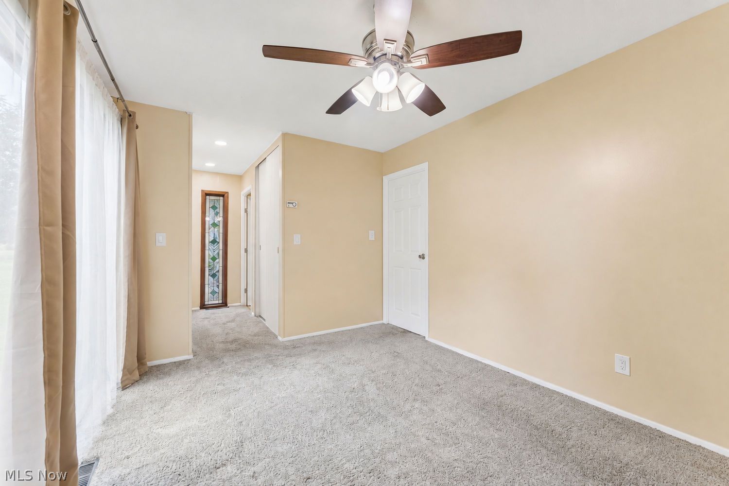 6372 Creekside Lane North Ridgeville OH 44039