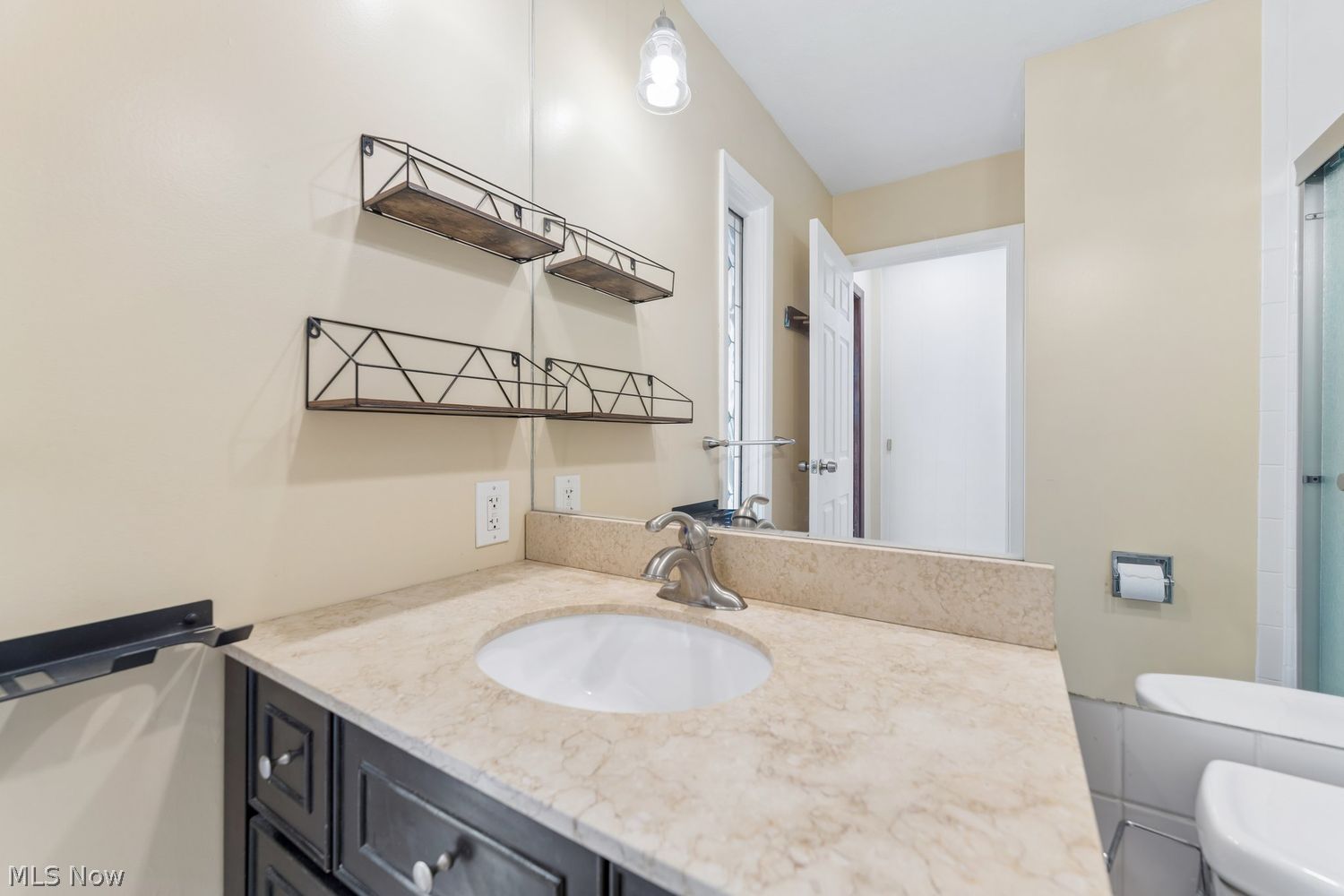 6372 Creekside Lane North Ridgeville OH 44039