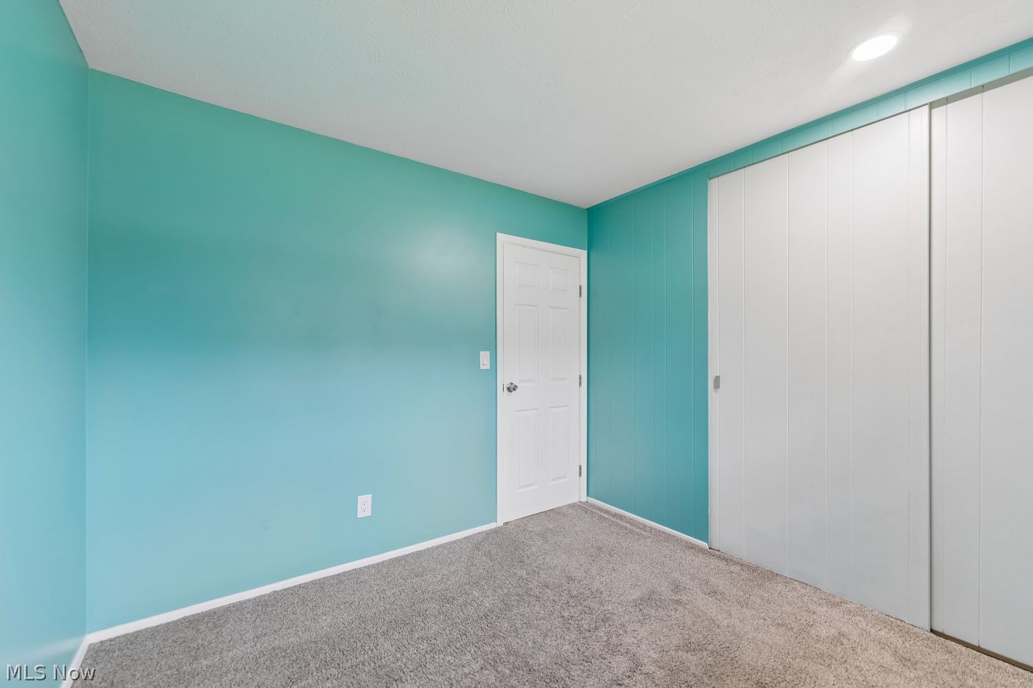 6372 Creekside Lane North Ridgeville OH 44039