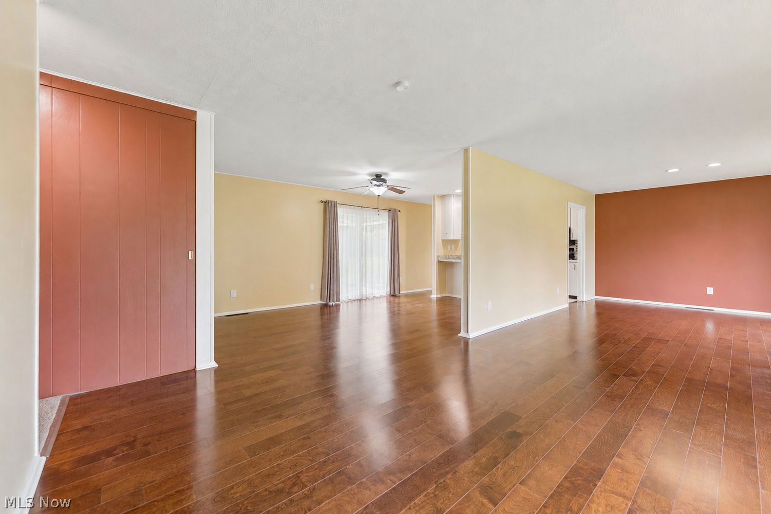 6372 Creekside Lane North Ridgeville OH 44039