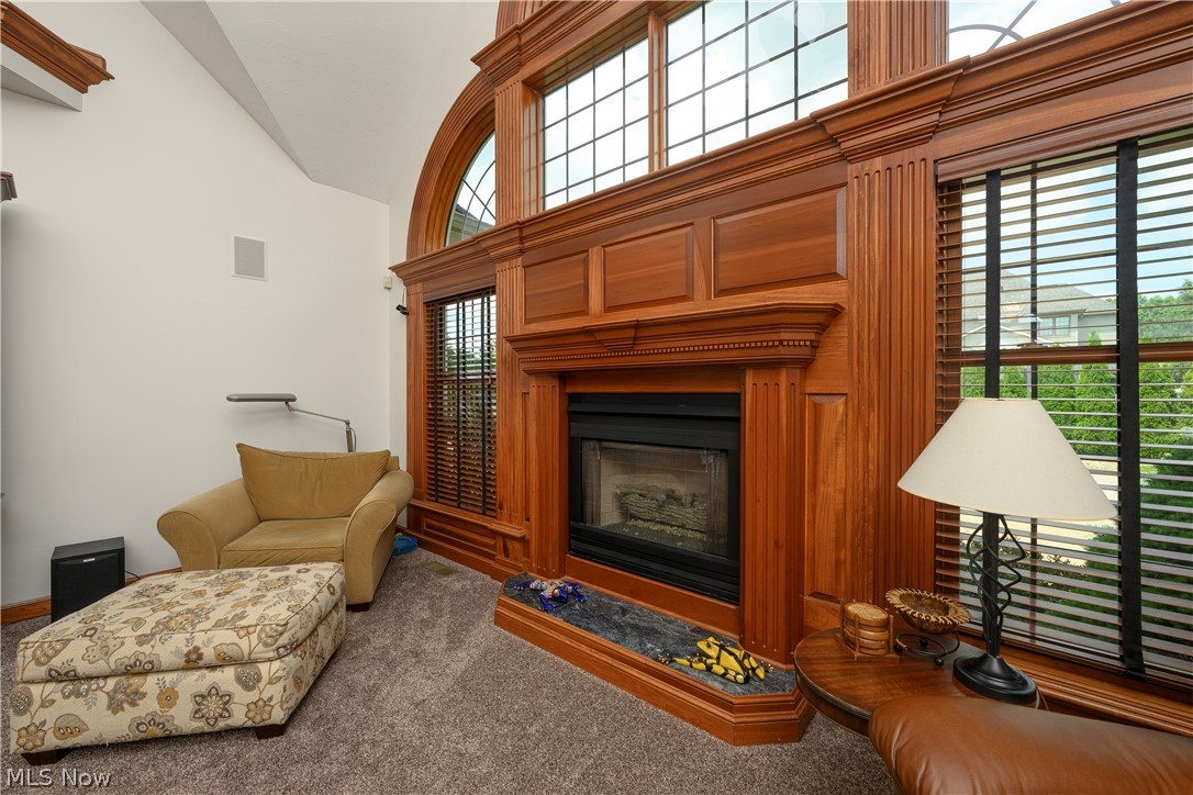 827 Mesa Verde Drive Barberton OH 44203